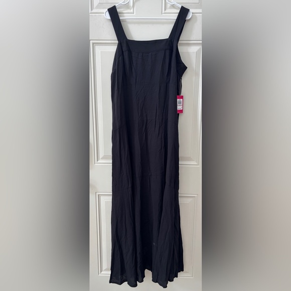 NWT Vince Camuto Women’s 1X Black Sleeveless Tiered Maxi Dress - Picture 1 of 10